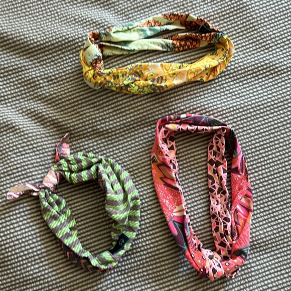 Set of three MAAJI headbands main image 3